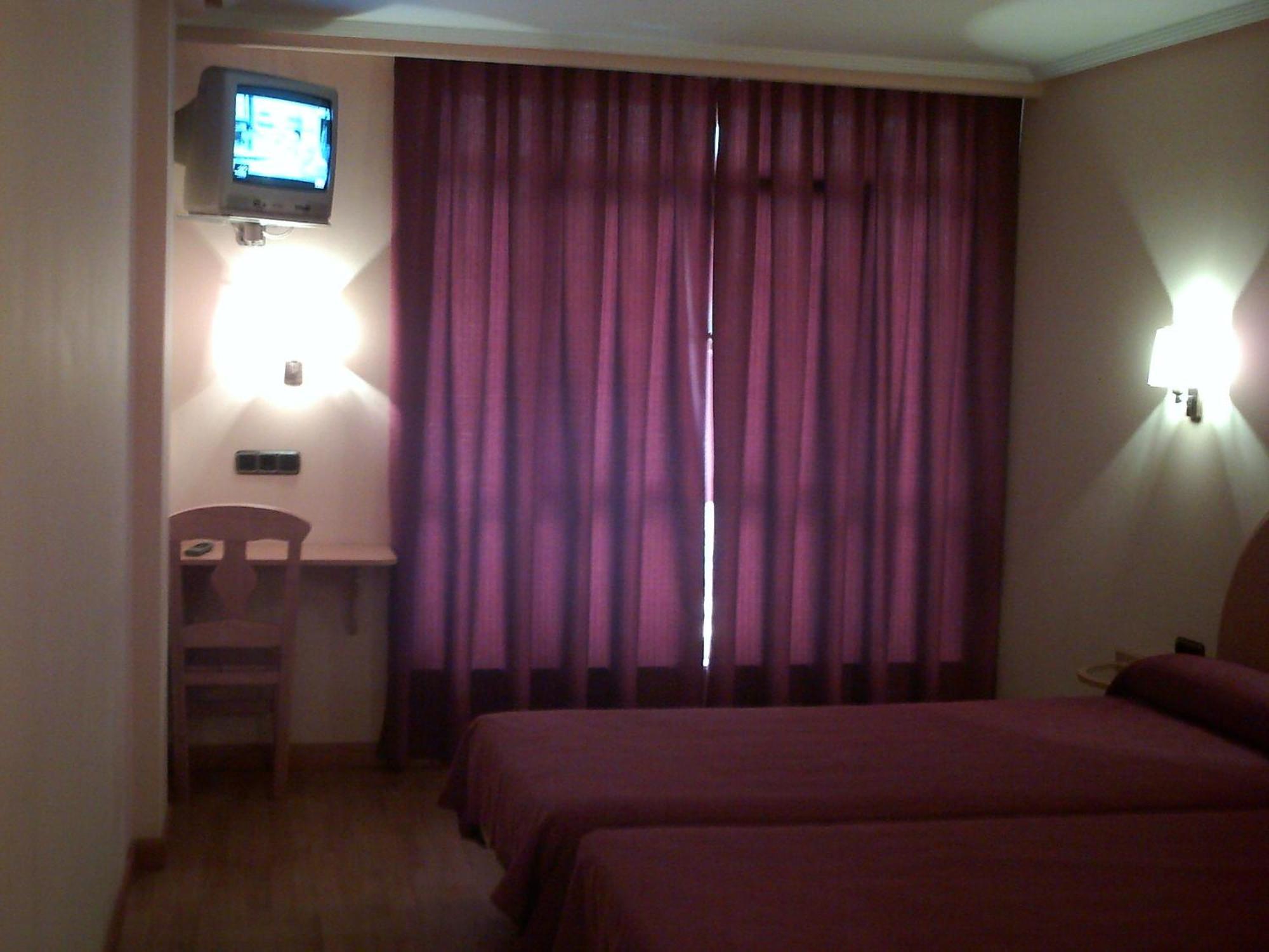 Hotel Villapaloma La Virgen del Camino Eksteriør billede