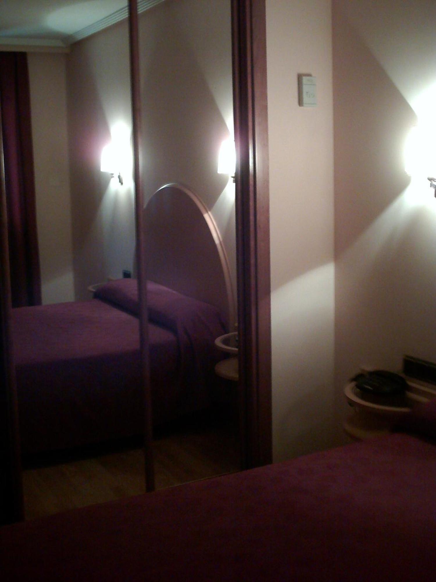 Hotel Villapaloma La Virgen del Camino Eksteriør billede