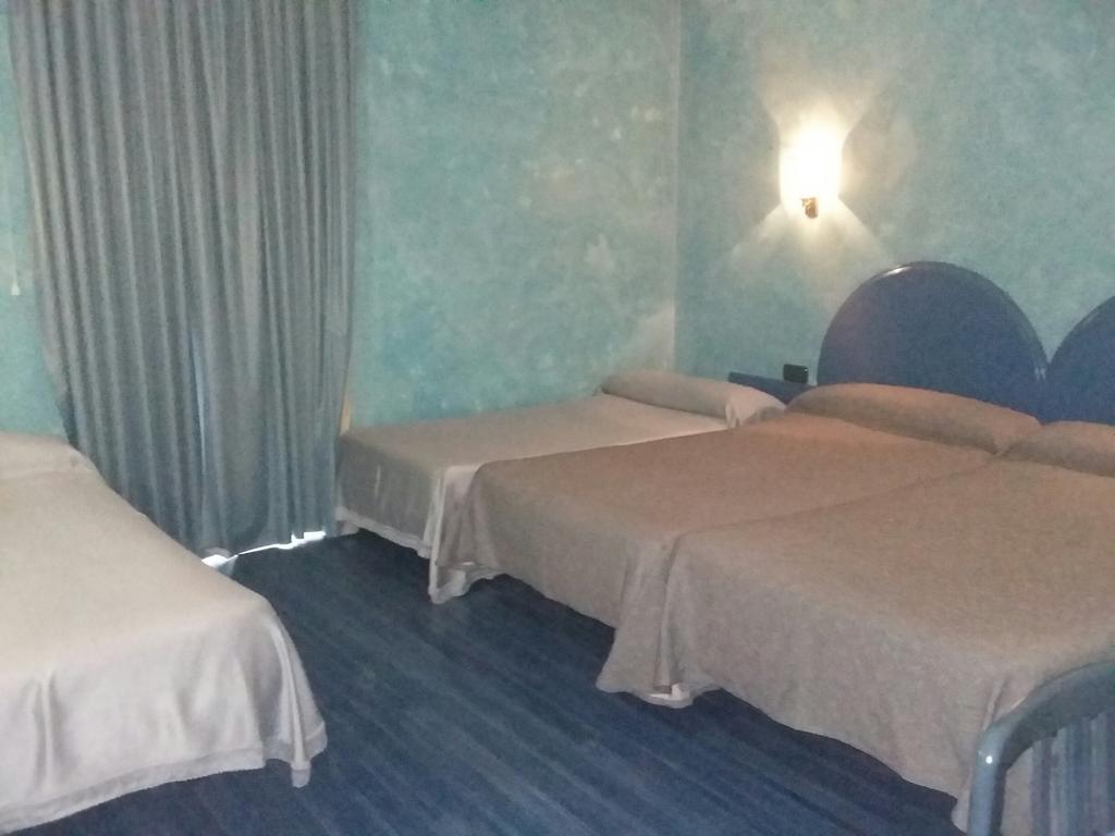 Hotel Villapaloma La Virgen del Camino Værelse billede